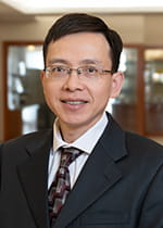 Jian Ouyang headshot